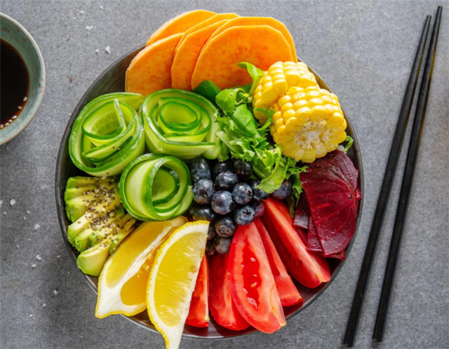 Những lưu ý ăn uống sau khi đột quỵ