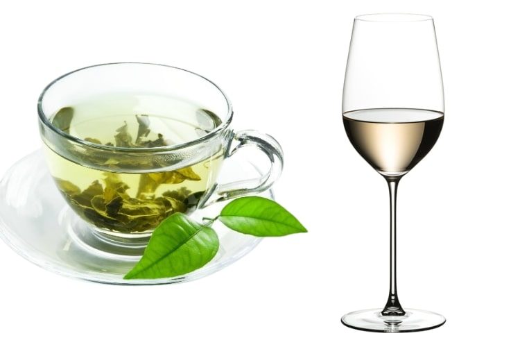 Làm đẹp trà xanh với rượu trắng