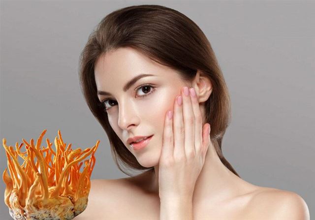 Tác dụng của đông trùng hạ thảo với phụ nữ có thể khiến bạn bất ngờ.