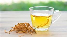 9 cách sử dụng đông trùng hạ thảo hiệu quả nhất cho sức khỏe
