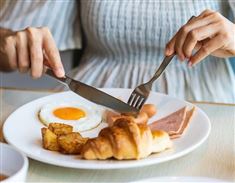 8 sai lầm phổ biến nhất khi ăn sáng gây mỡ máu cao