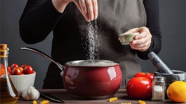 Những người có tuổi thọ ngắn thường có 5 điểm chung khi ăn uống, lưu ý 4 kiểu ăn này để sống lâu hơn