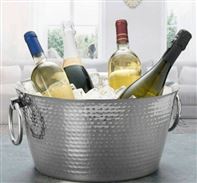 Có nên dùng xô ướp rượu vang trước khi uống không